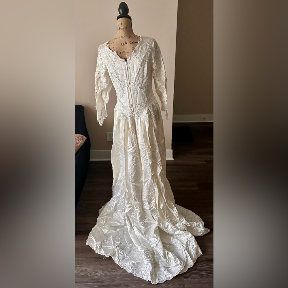Vintage Wedding Dress Size 6